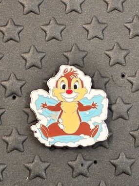 2026 Wave A Disneyland  Dale Winter Pin